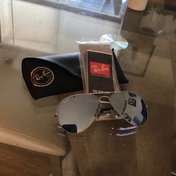 Ray-Ban - Picture 3 of 3